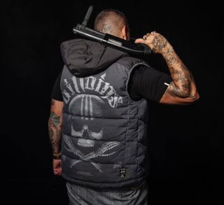 🍂 Podzim je tady a s ním i vrstvení, které milujeme. 💛 Naše vesty jsou přesně ten kousek, který zahřeje, aniž by tě...